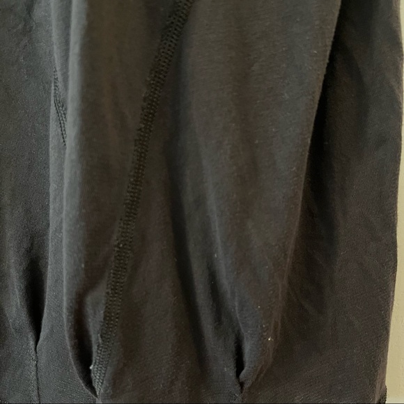 Lululemon Practice Freely Tank - Black - Size 6 - Picture 11 of 12